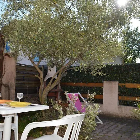 Maison Avec Mezzanine: Confort, Terrasse & Proximite A - Fr-1-225-42 *